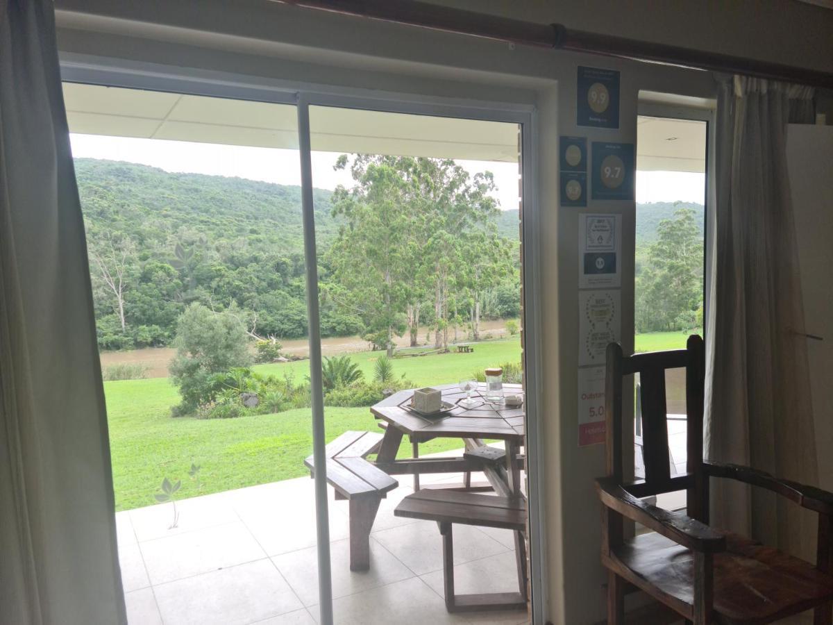 Mackenzies Accommodation Ист-Лондон Экстерьер фото